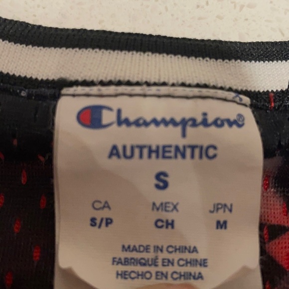 Woman’s Champion Reversible Crop Jersey - Picture 7 of 7